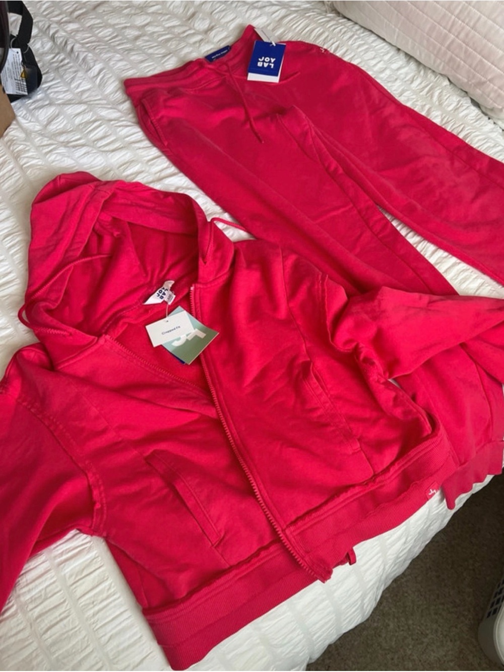 Jogging suit - Picture 5 of 5